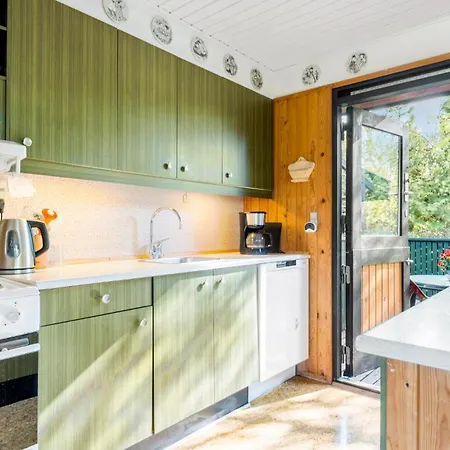 Pet Friendly In Nykobing Sj * Nyrup